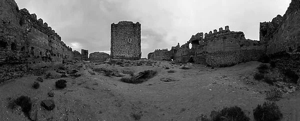 Castillo Almonacid - abandoned historic fortress (Castell) in Spain, near Almonacid  /  Toledo province