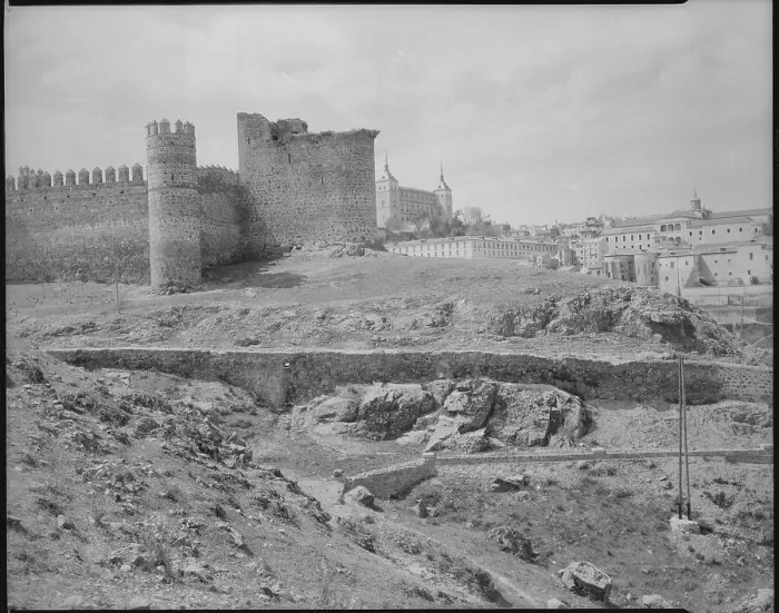Framed Print : Castle of San Servando Ruins in Toledo Framed Print : Castle of San Servando Ruins in Toledo