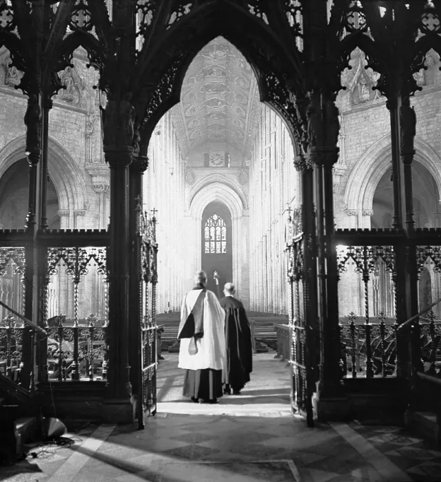 Framed Print : Cathedral Nave Framed Print : Cathedral Nave