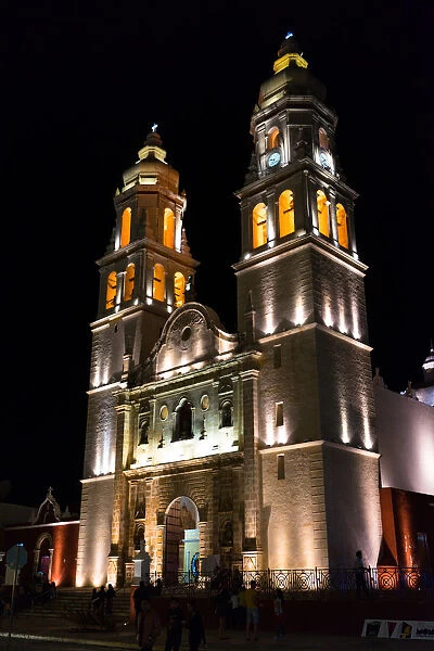Cathedral at night, Campeche
