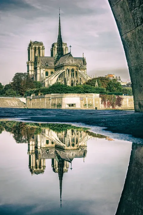 Framed Print : The Cathedral of Notre Dame de Paris Framed Print : The Cathedral of Notre Dame de Paris