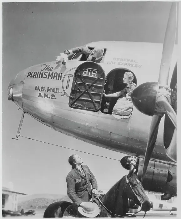 Framed Print : Cecil B. DeMille Dedicates Airplane to The Plainsman