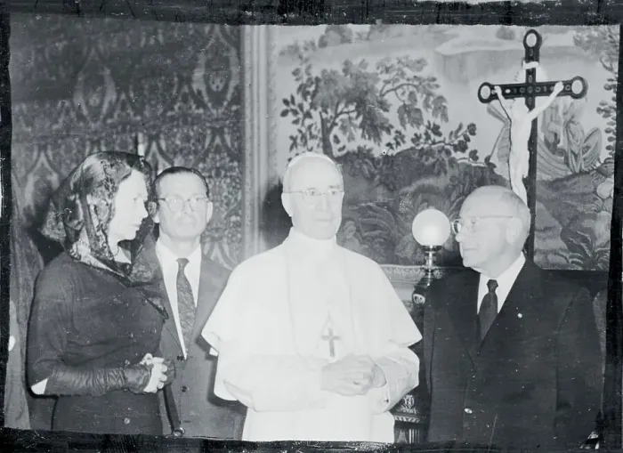 Framed Print : Cecil B. Demille With Pope Pius XII Framed Print : Cecil B. Demille With Pope Pius XII