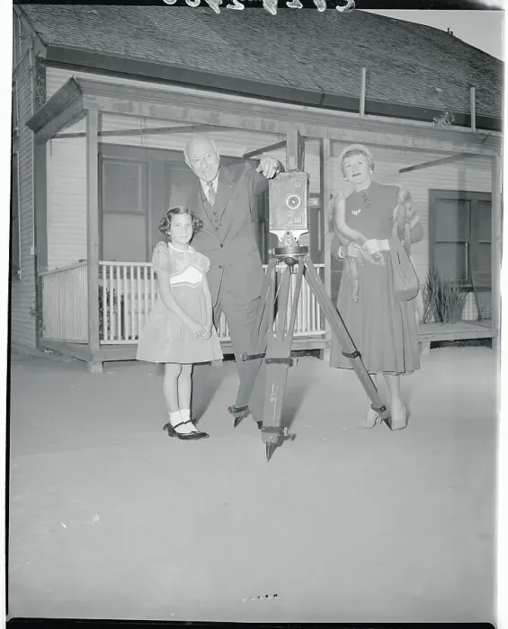Framed Print : Cecil B. Demille Posing With Granddaughter Framed Print : Cecil B. Demille Posing With Granddaughter
