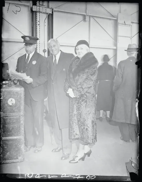 Framed Print : Cecil B. Demille and Wife Returning From Abroad Framed Print : Cecil B. Demille and Wife Returning From Abroad