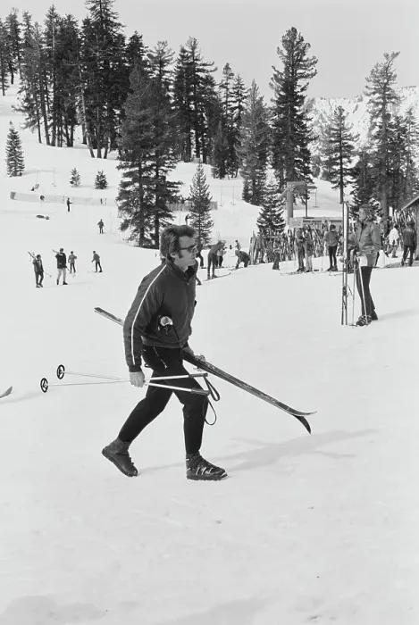 Framed Print : Celebrity Ski Race