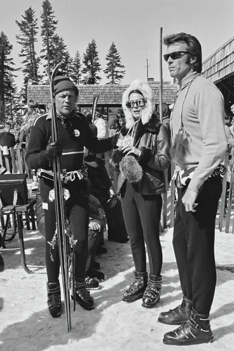 Framed Print : Celebrity Ski Race