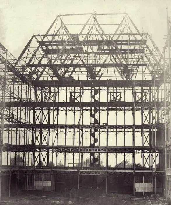 Framed Print : Centre Transept