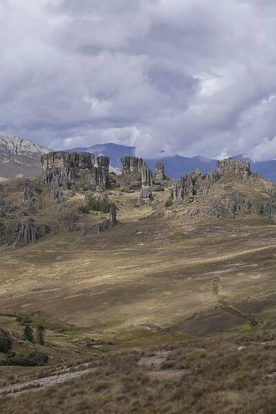 Cerro los Frailones o Cerro del Castillo rocks, Cumbemajo, Cajamarca, Peru, South America