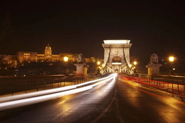 Chain Bridge at night - Budapest - Hungary