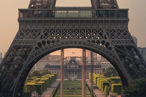 Champ de mars with eiffel tower framing