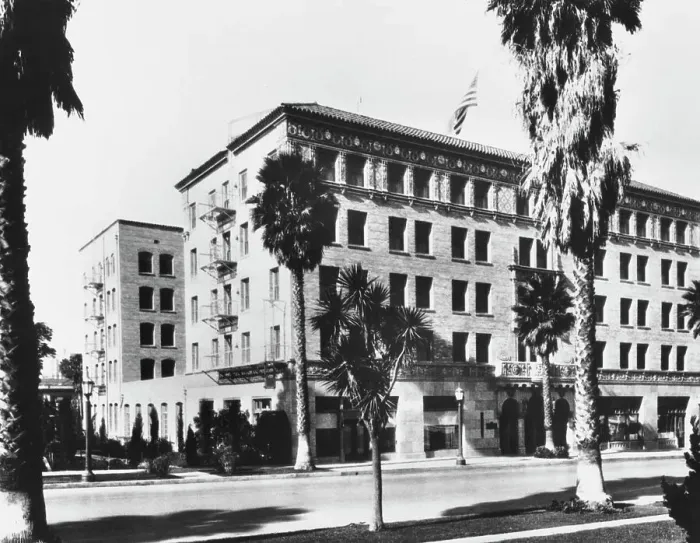 Framed Print : Chapman Park Hotel - Olympics 1932 Framed Print : Chapman Park Hotel - Olympics 1932