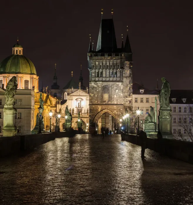 Framed Print : Charles Bridge on a rainy night in Prague Framed Print : Charles Bridge on a rainy night in Prague