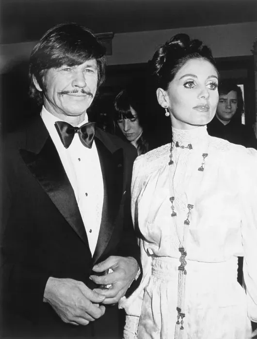 Framed Print : Charles Bronson and Jill Ireland Framed Print : Charles Bronson and Jill Ireland