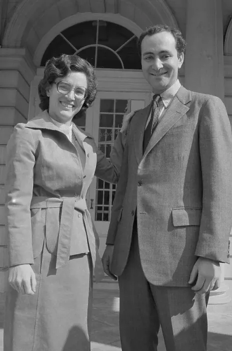 Framed Print : Charles E. Schumer with Elizabeth Holtzman