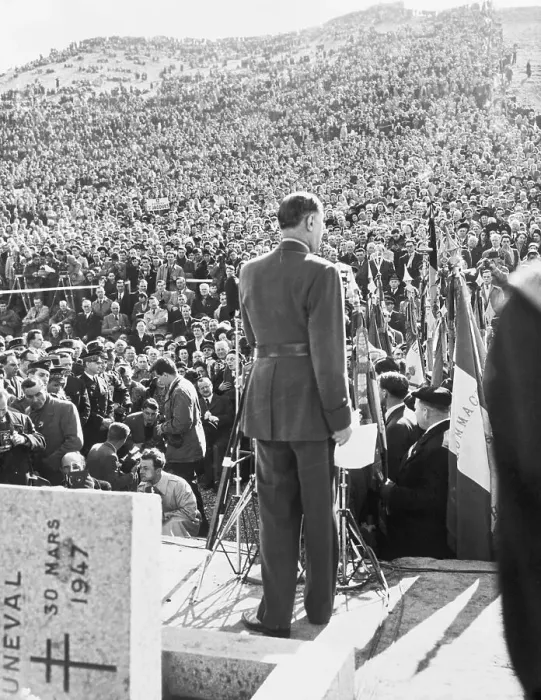 Framed Print : Charles De Gaulle Addressing Crowd Framed Print : Charles De Gaulle Addressing Crowd