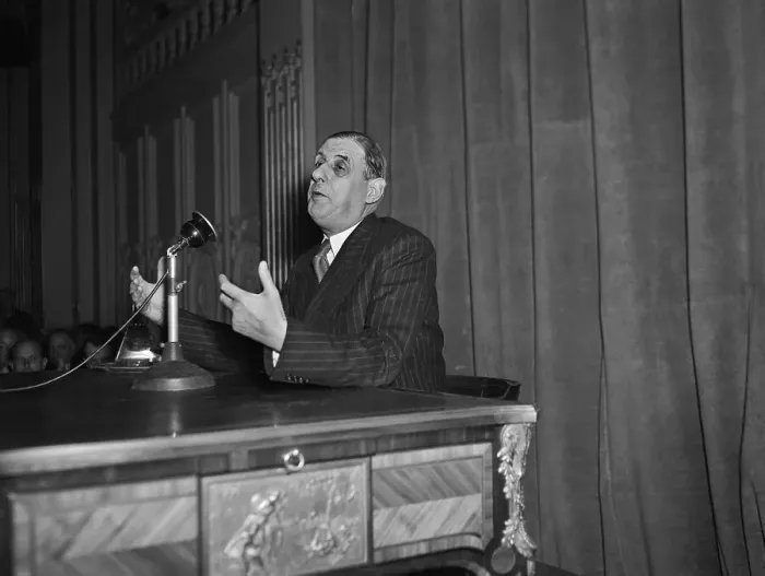 Framed Print : Charles De Gaulle Addressing a Press Conference Framed Print : Charles De Gaulle Addressing a Press Conference