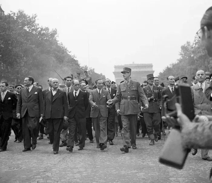 Framed Print : Charles de Gaulle Leading March on Champs-Elysees Framed Print : Charles de Gaulle Leading March on Champs-Elysees
