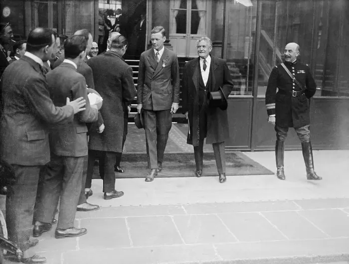 Framed Print : Charles Lindbergh With Dignitaries on Transatlantic Landing Framed Print : Charles Lindbergh With Dignitaries on Transatlantic Landing
