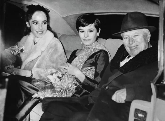 Framed Print : Charlie Chaplin Smiling with His Daughters Framed Print : Charlie Chaplin Smiling with His Daughters