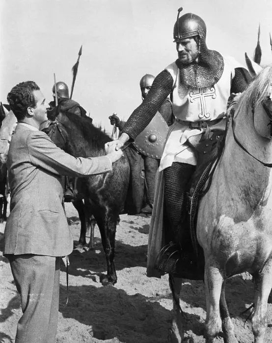 Framed Print : Charlton Heston Shakes Hands with Juan Carlos Framed Print : Charlton Heston Shakes Hands with Juan Carlos