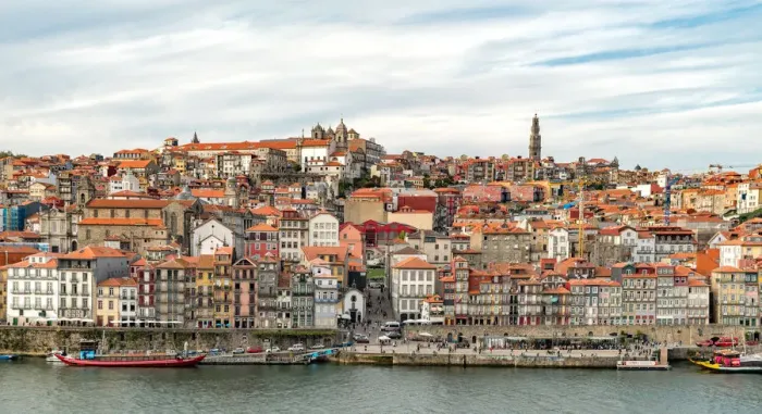 Framed Print : Charming Porto Framed Print : Charming Porto