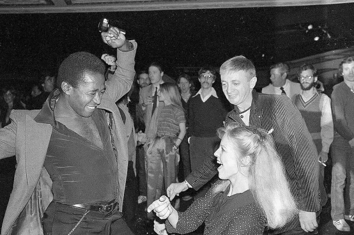 : Cheryl Ladd Dancing with Ben Vereen : Cheryl Ladd Dancing with Ben Vereen