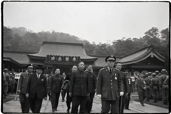 Framed Print : Chiang Kai-Shek At Martyrs Shrine Framed Print : Chiang Kai-Shek At Martyrs Shrine
