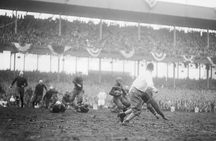 Framed Print : Chicago Bears Football Team Playing Against New York Giants Framed Print : Chicago Bears Football Team Playing Against New York Giants
