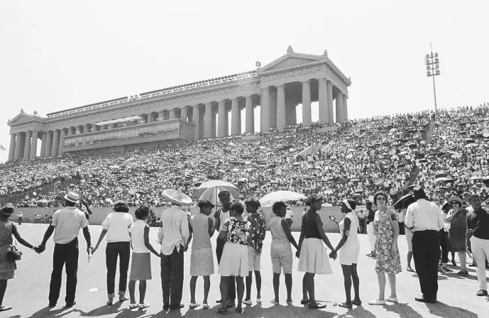 Framed Print : Chicago Crowd During Freedom Rally Framed Print : Chicago Crowd During Freedom Rally