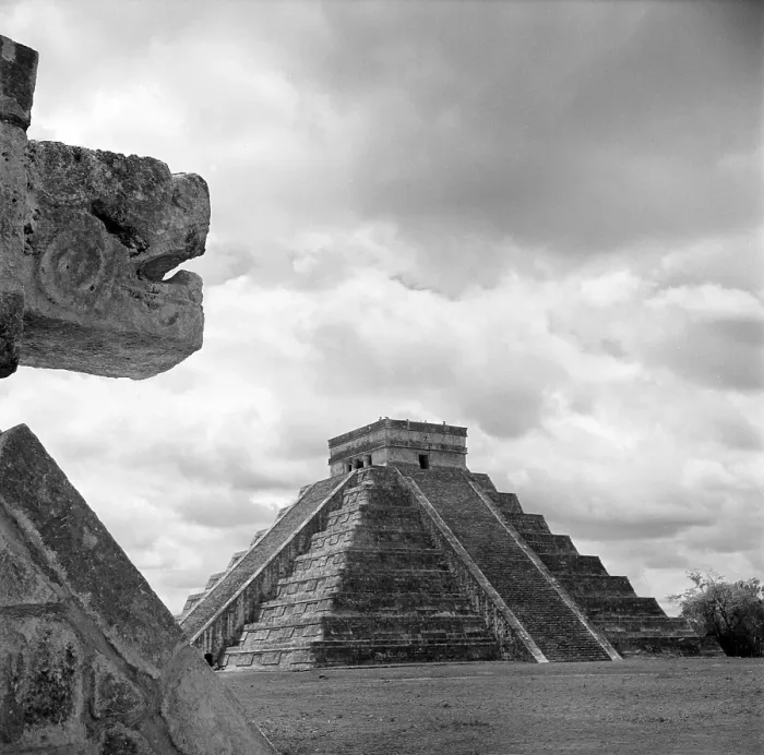 Framed Print : Chichen Itza, Mexico Framed Print : Chichen Itza, Mexico