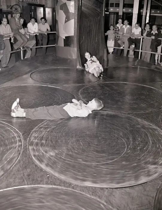 Framed Print : Children (10-12) on whirling discs at Coney Island Framed Print : Children (10-12) on whirling discs at Coney Island