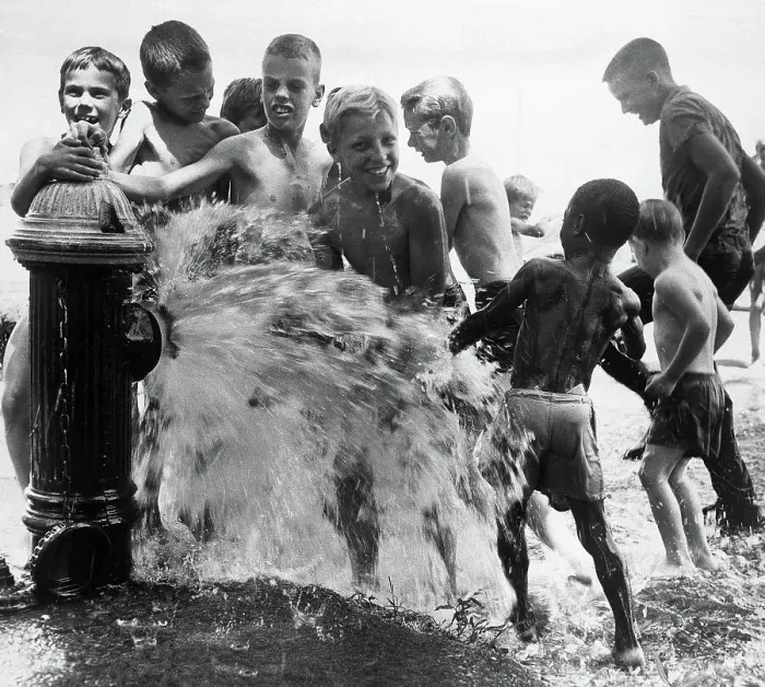 Framed Print : Children Bathe in Fire Hydrant Spray Framed Print : Children Bathe in Fire Hydrant Spray