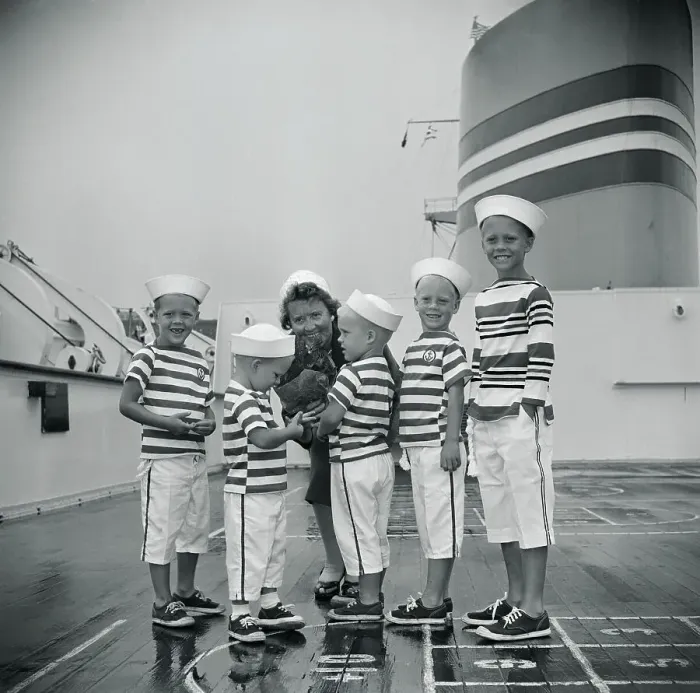 Framed Print : Children Greeting Their Grandmother on Ship Framed Print : Children Greeting Their Grandmother on Ship