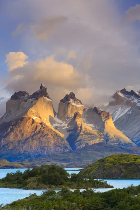 Framed Print : Chile, Patagonia, Torres del Paine National Park Framed Print : Chile, Patagonia, Torres del Paine National Park