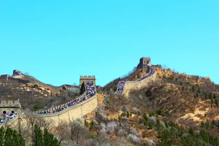 Framed Print : China, Badaling, view of Great Wall Framed Print : China, Badaling, view of Great Wall