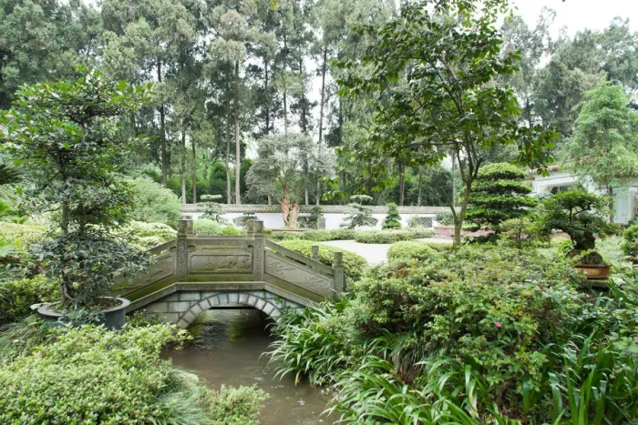 Framed Print : Chinese garden, DuJiangYan, SiChuan, China Framed Print : Chinese garden, DuJiangYan, SiChuan, China