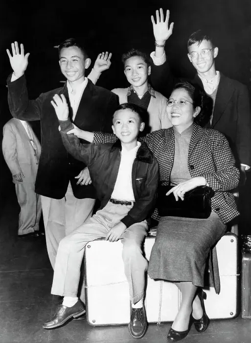 Framed Print : Chinese Refugees Arrive In New York Framed Print : Chinese Refugees Arrive In New York
