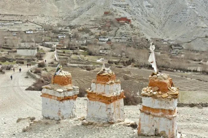 Framed Print : Three chorten, Tibetan religious buildings, near the village of Geling, Upper Mustang, Lo, Nepal Framed Print : Three chorten, Tibetan religious buildings, near the village of Geling, Upper Mustang, Lo, Nepal