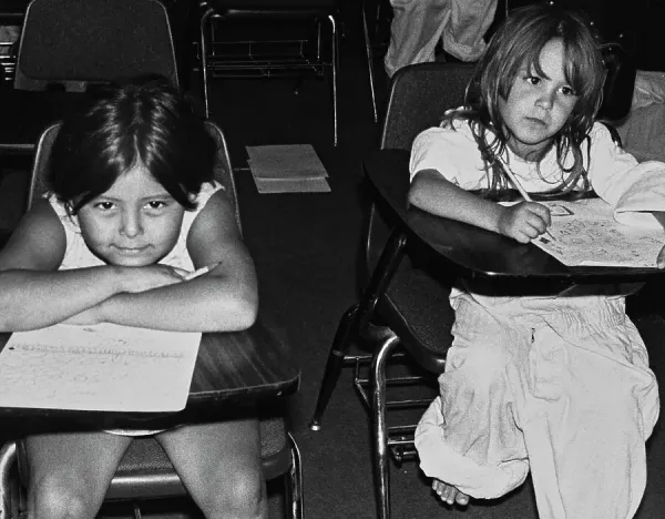 Photo Vintage Originale Années 30 - Enfants Jouant à La Poste, Chowchilla Californie