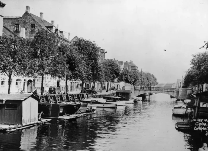 Framed Print : Christiansen Canal Framed Print : Christiansen Canal