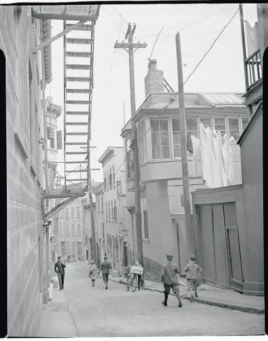 Framed Print : Christie Street in Quebec
