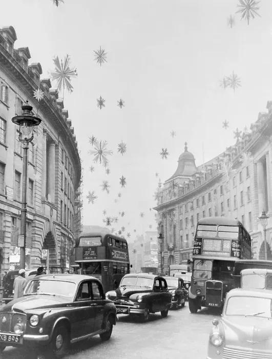 Framed Print : Christmas Time on Regent Street Framed Print : Christmas Time on Regent Street