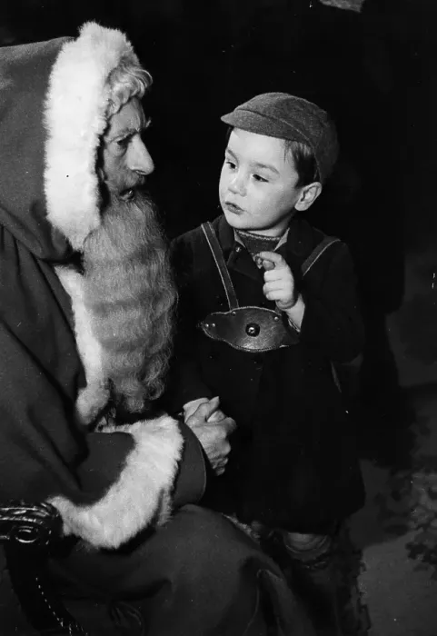 Framed Print : Christmas Wonder Framed Print : Christmas Wonder