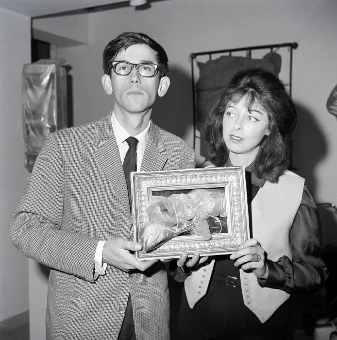 Framed Print : Christo and Jeanne-Claude Holding Artwork Framed Print : Christo and Jeanne-Claude Holding Artwork