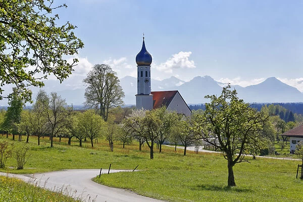 Church, Dettendorf, Bad Feilnbach, Upper Bavaria, Bavaria, Germany