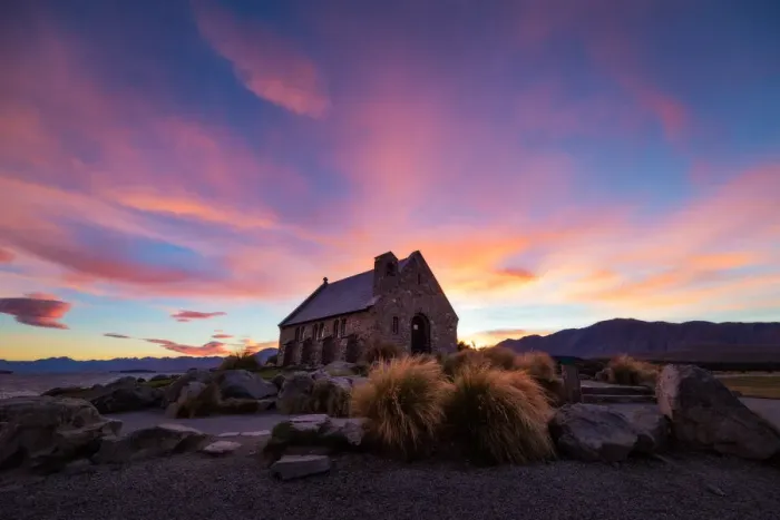 Framed Print : The church of Good Shepherd (Lake Tekapo) before sunrise Framed Print : The church of Good Shepherd (Lake Tekapo) before sunrise