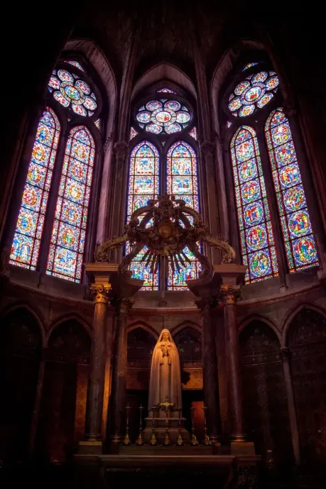 Framed Print : Church painted glass on Notre-Dame de Reims, Reims Cathedral Framed Print : Church painted glass on Notre-Dame de Reims, Reims Cathedral