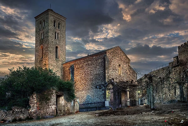Church of Santa MarAia del castillo in the town of Buitrago de Lozoya, Madrid, Spain