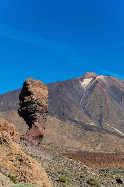 Cinchado rock and Teide Volcano